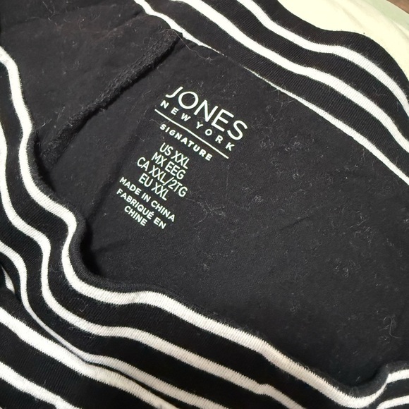 Jones New York Black and White Striped Mini Skirt - Picture 5 of 5